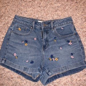 Pacsun flower mom shorts:)